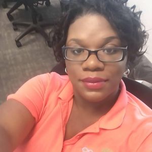 Meet your Posher, Candice